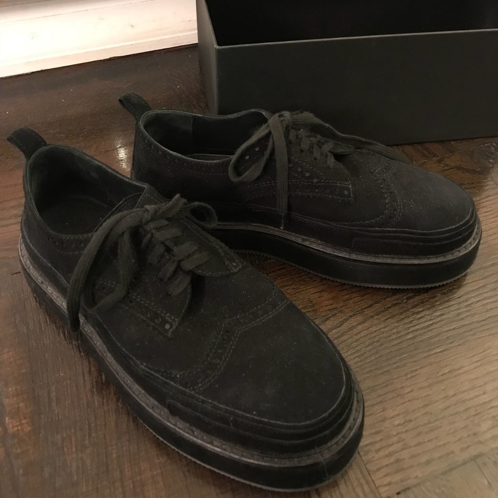 Oxford sneakers!!